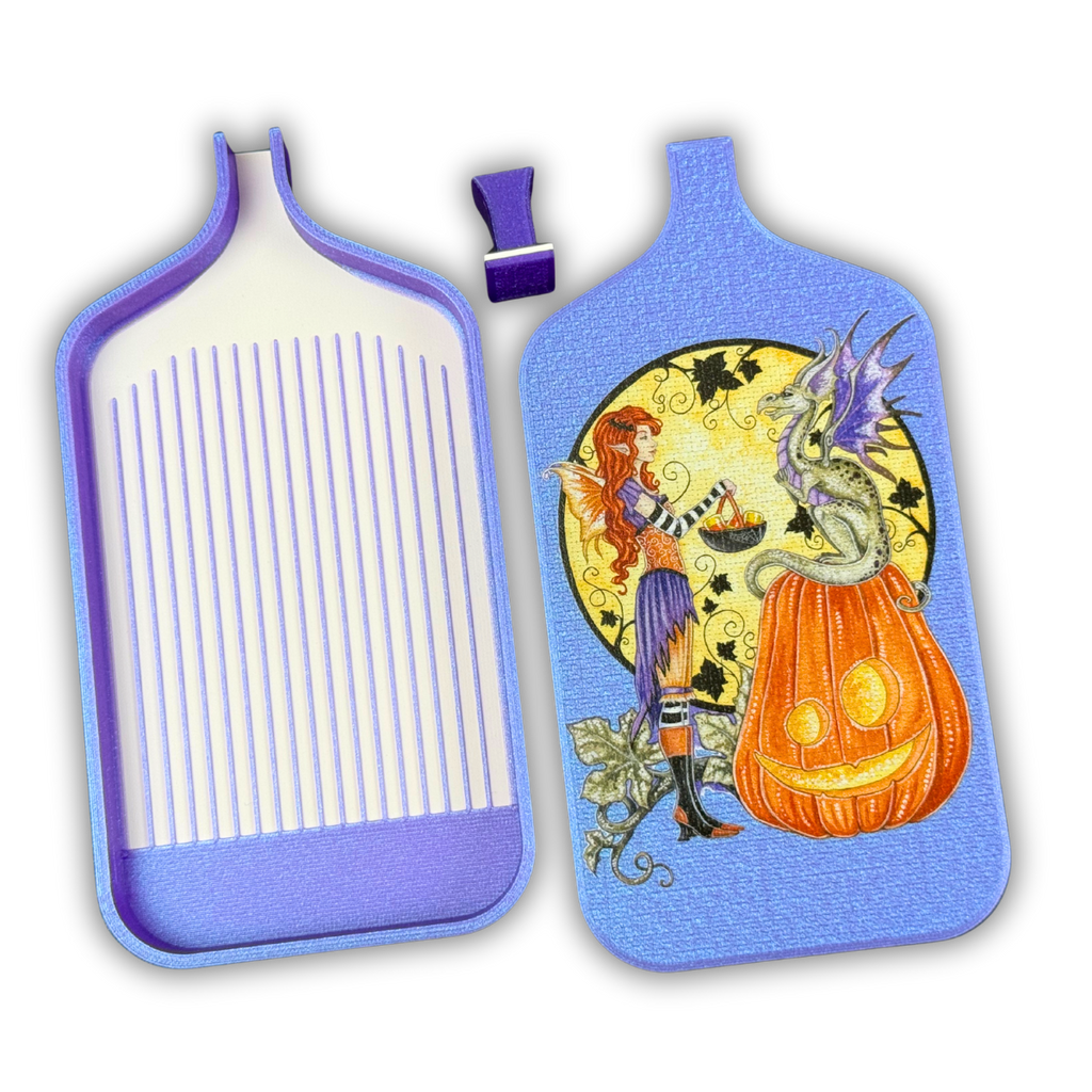 © Amy Brown 🧡Dragons Love Candy Corn 💛– Amy Brown Licensed Diamond Painting Tray